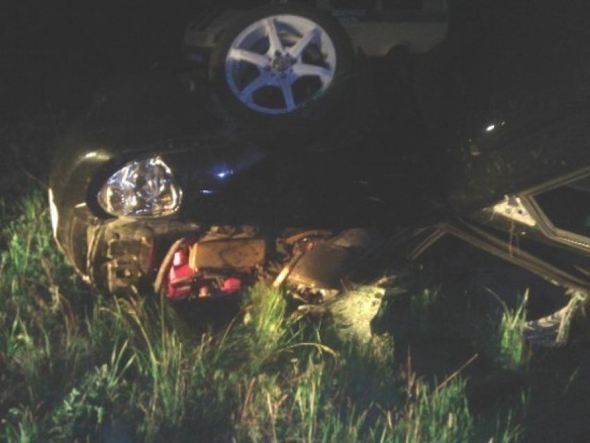 В Воронежской области легковушка вылетела в кювет: есть жертвы