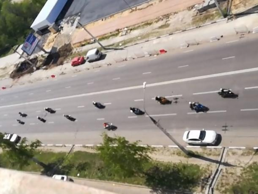 Жестокими шутками встретили воронежцы открытие мотосезона