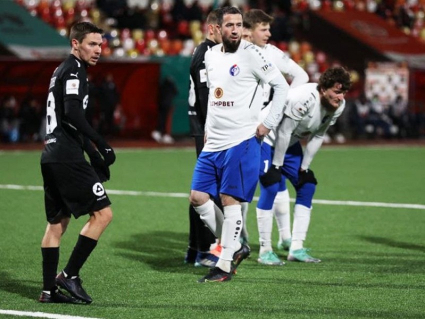 Выездной матч в Тольятти обернулся поражением для воронежского «Факела»