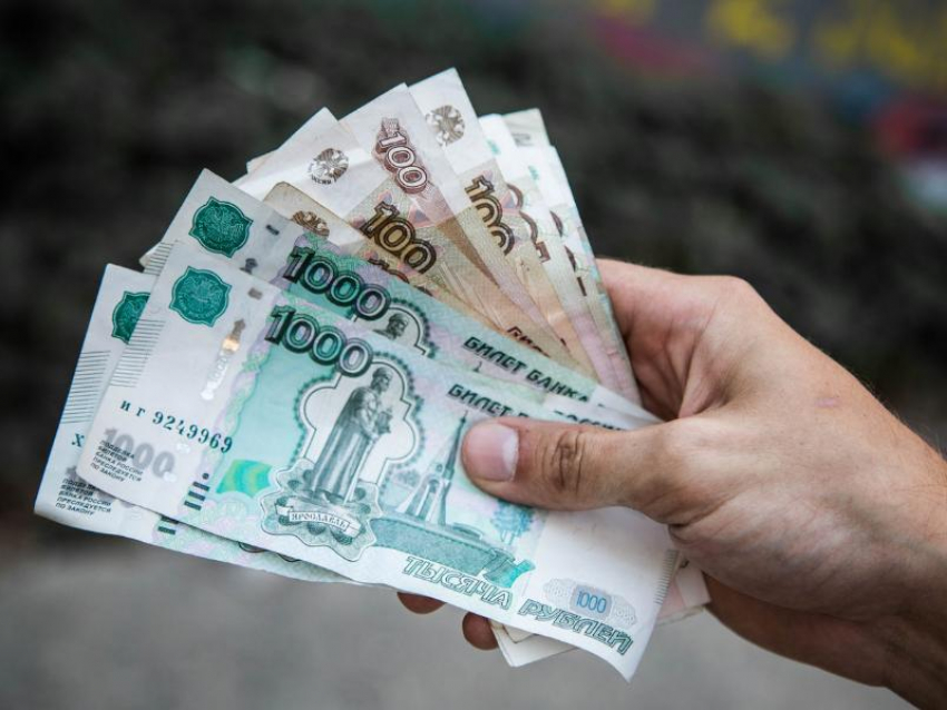 45-летний машинист перевел мошенникам почти 1,5 миллиона рублей в Воронежской области