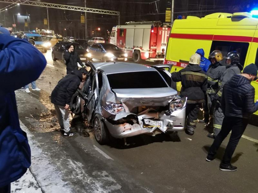 Резонансное ДТП с четырьмя погибшими вылилось в уголовное дело в Воронеже 