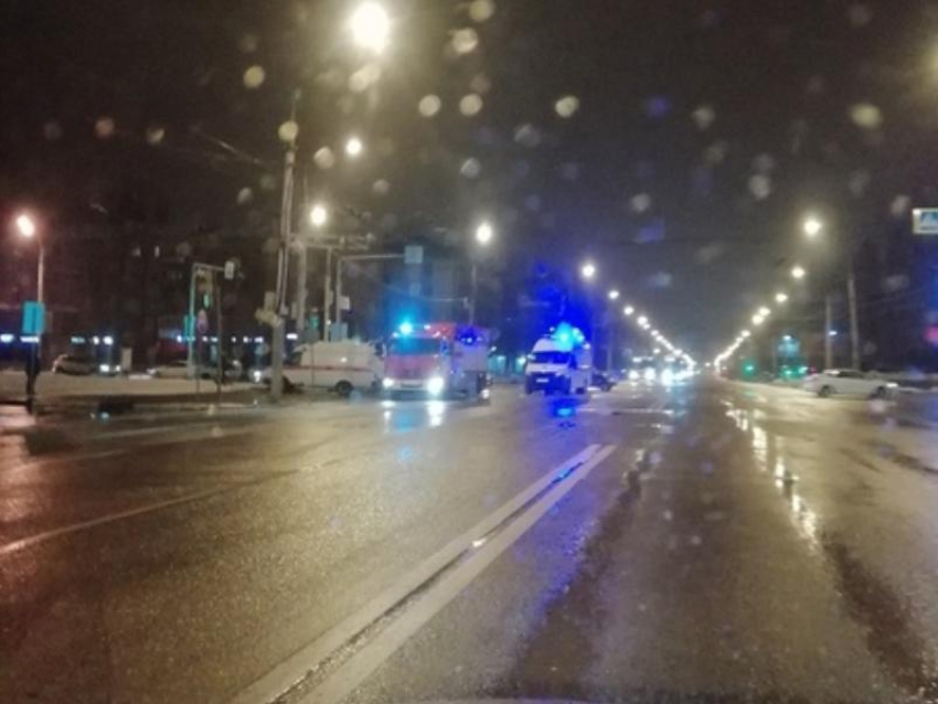 Адскую пробку спровоцировало жесткое ДТП в Воронеже