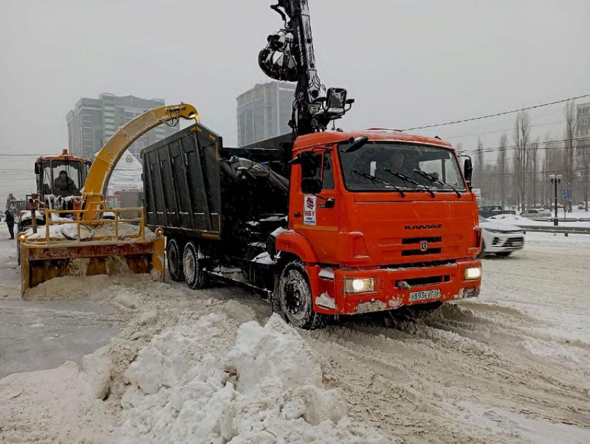 Гусев собрал совещание из-за крайне тяжелой ситуации в Воронеже 