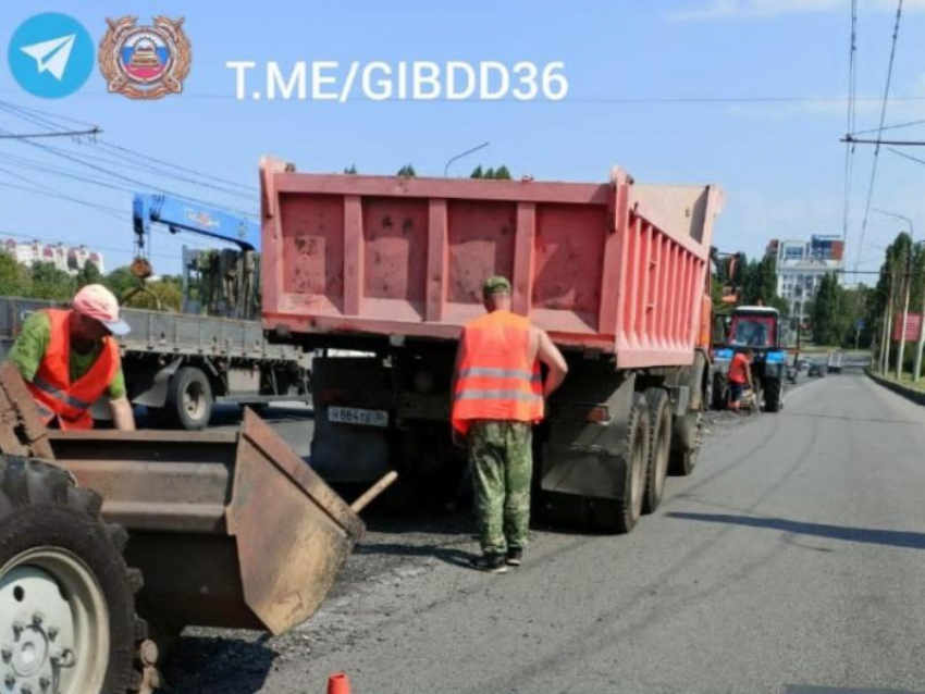 О возможных пробках на Вогрэсовском мосту предупредили воронежцев 