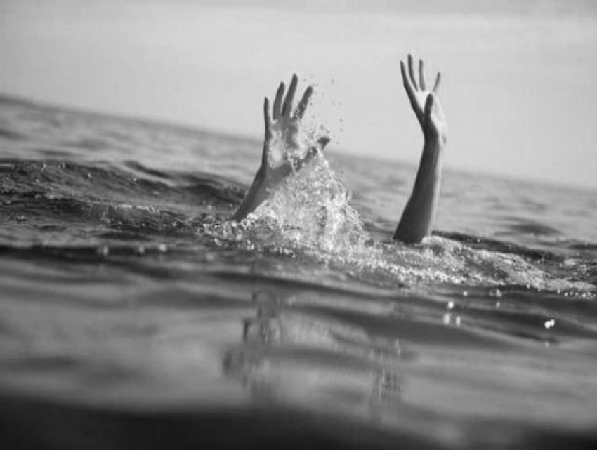 Пропавший в купальных шортах воронежец утонул в реке