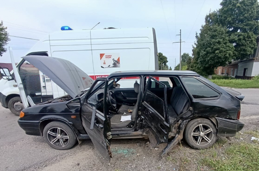 5-месячный малыш пострадал в ДТП в Воронежской области