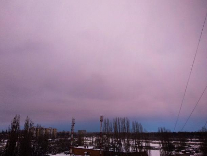 В Воронеже «радиоактивное» небо попало на фото
