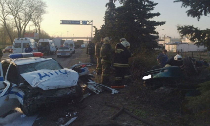 После ДТП с полицейской машиной в воронежской больнице умер третий пассажир иномарки