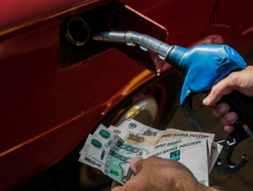 Цены на бензин в регионах Черноземья сравнили между собой