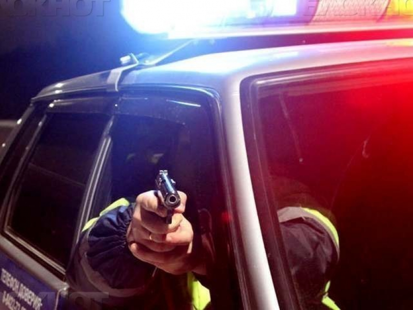 Пьяный водитель сбил полицейского, уходя от погони в Воронеже