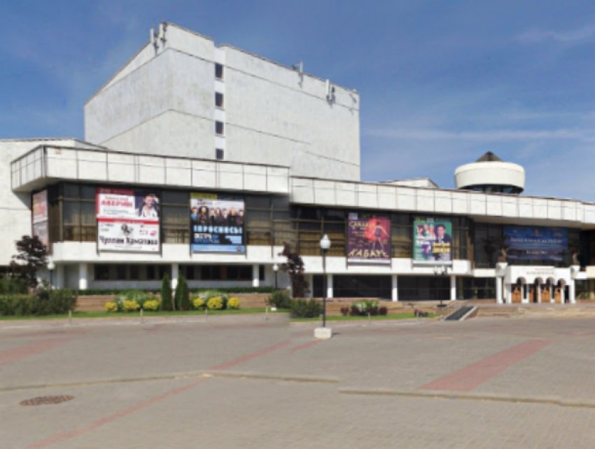 Единственную крупную бесплатную парковку закроют в центре Воронежа 