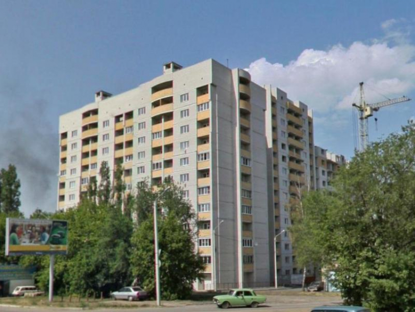 Воронежец разбился насмерть, выпав из окна многоэтажки