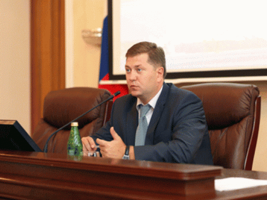 «Крючков не справился с обязанностями. Вы его будете увольнять?»