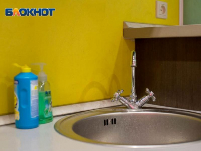 Пришлось отложить омовение чресел: четыре многоэтажных дома остались без воды в Воронеже