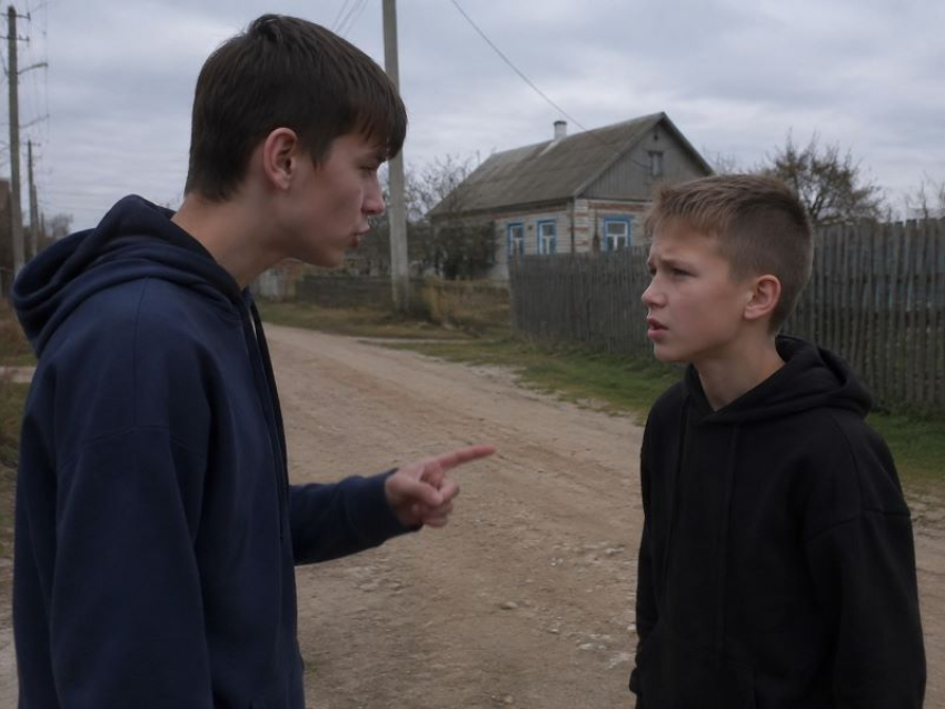 За избиение 13-летнего мальчика подросток предстанет перед судом в Воронежской области 