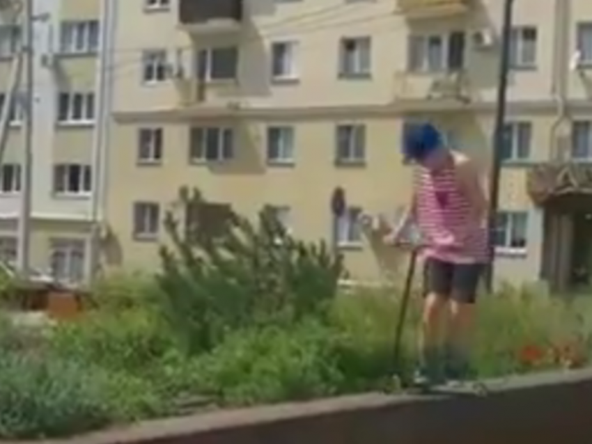 Экстремальное использование самоката показали в Воронеже 