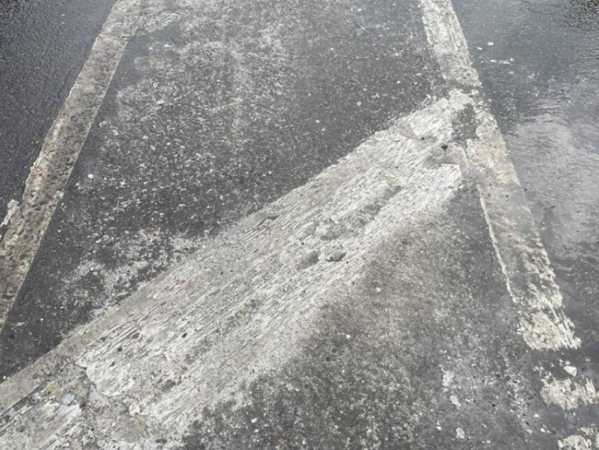 Странное исчезновение разметки заметили жители Воронежа