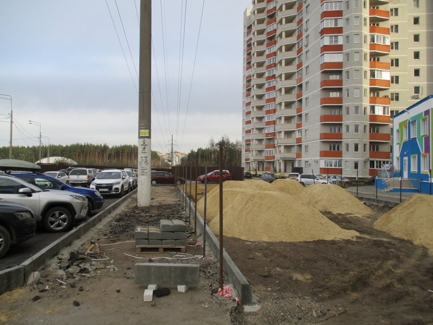 «Воронежэнерго» напоминает об опасности незаконного строительства в охранных зонах ЛЭП