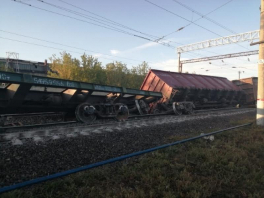 Аварийную причину массовой задержки поездов изучают воронежские следователи