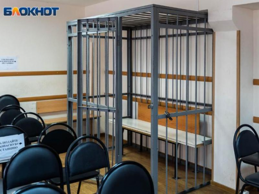 15-летний воронежский школьник обокрал учителей, но ему ничего за это не было 