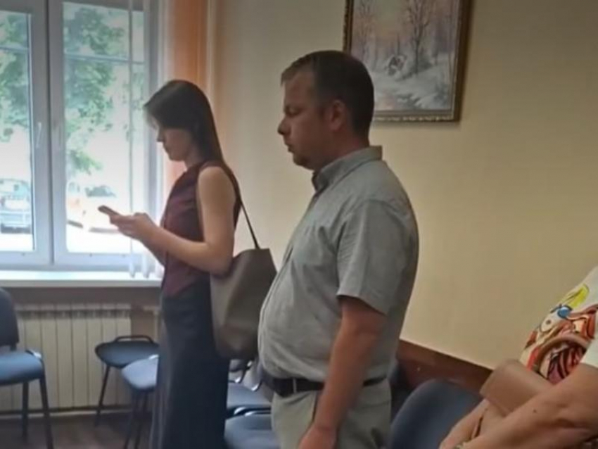 Воронежского адвоката пока не станут лишать статуса из-за любви к езде по выделенкам