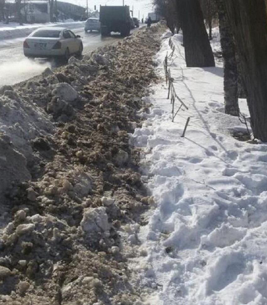 Истинное положение дел с уборкой дорог в Воронеже показали на снимке
