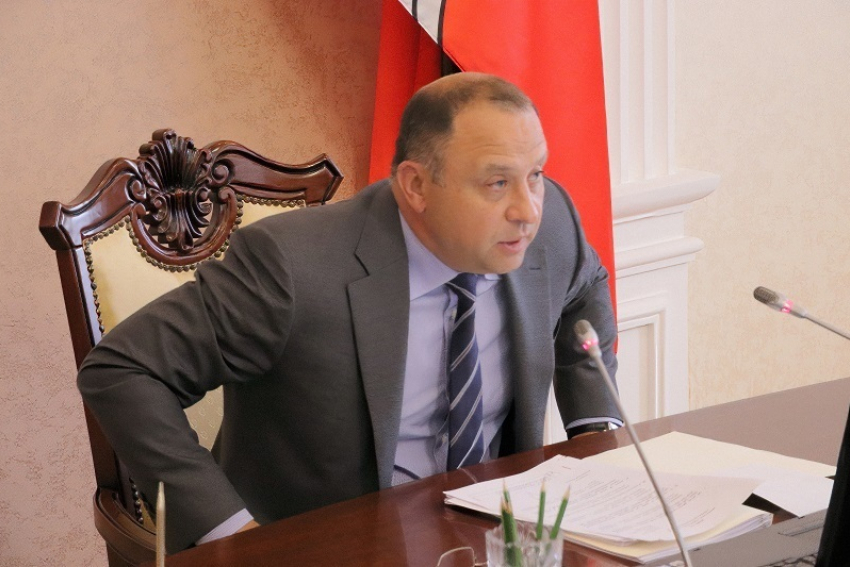 Шабалатов занял кресло любителя московских командировок губернатора Гусева