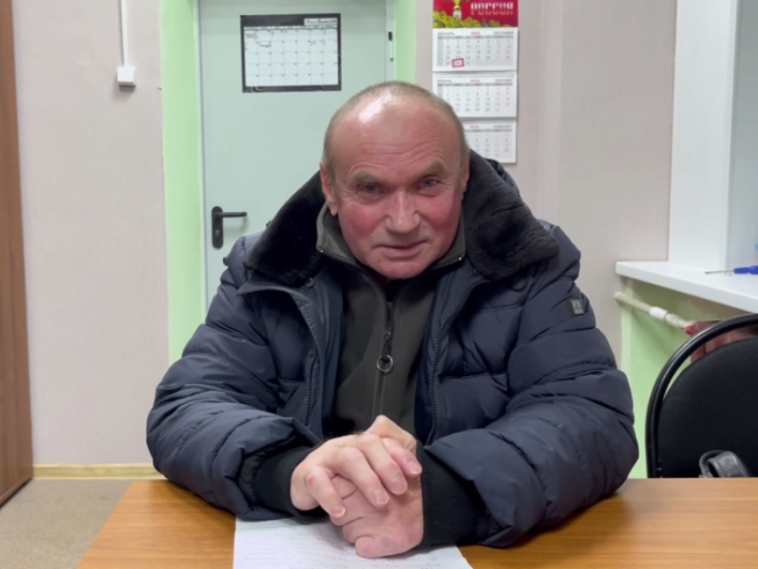 Воронежец, едва не отправивший 5 млн рублей аферистам, записал видеообращение 