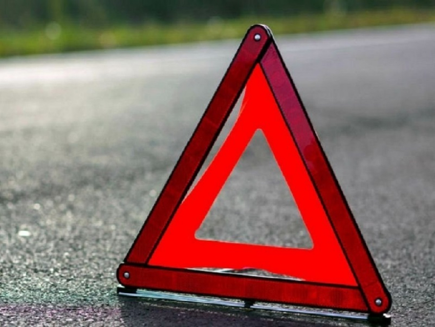 68-летний пассажир мопеда пострадал в ДТП в Воронежской области