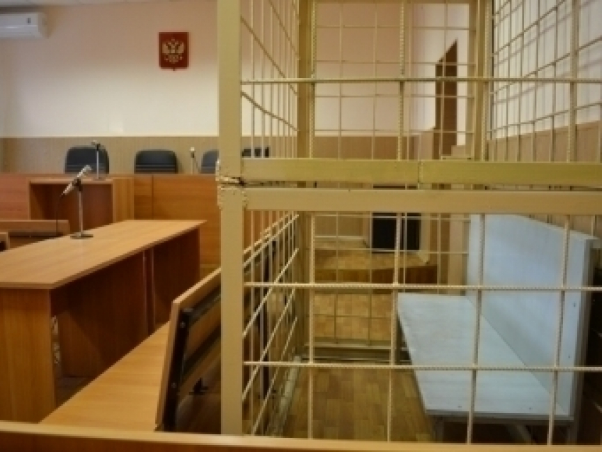 В Воронежской области полицейские задержали мужчину, который хотел скрыться от суда 