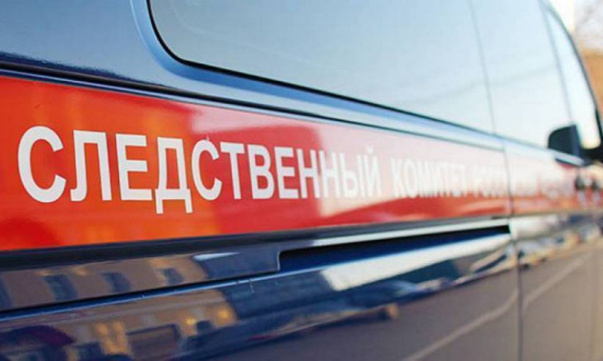 В подвале дома на Левом берегу Воронежа мужчина забил знакомого ножом в шею