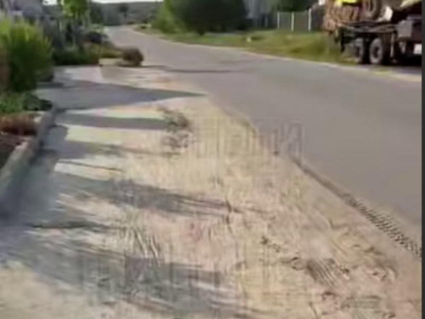 Пыльный смерч разгуливает по Воронежу