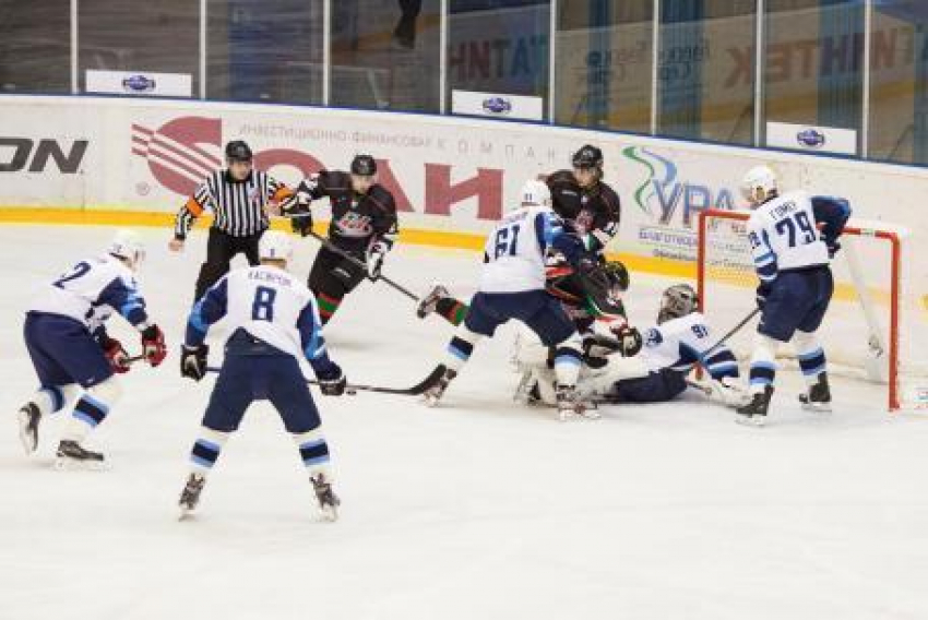 Воронежский «Буран» проиграл клубу «Нефтяник»