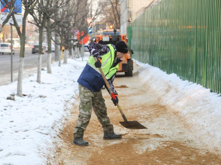 Сергей Петрин рассказал, как будут расчищать дворы в Воронеже