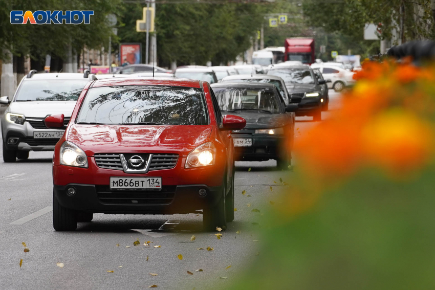 О странной стоимости увеличения проезда в «Яндекс. Такси» рассказали воронежцы