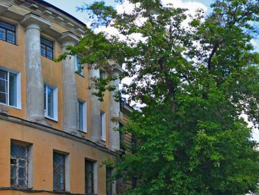 Никто опять не захотел ремонтировать памятник «Дом кантонистов» в Воронеже