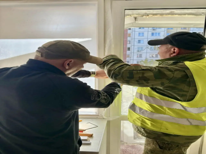 Сергей Петрин рассказал, как воронежцам получить компенсацию за самостоятельно заменённые окна после атаки БПЛА