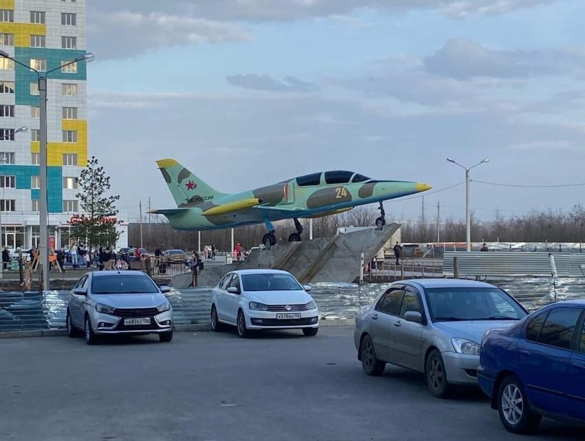 Еще один памятник самолету появился в Воронеже