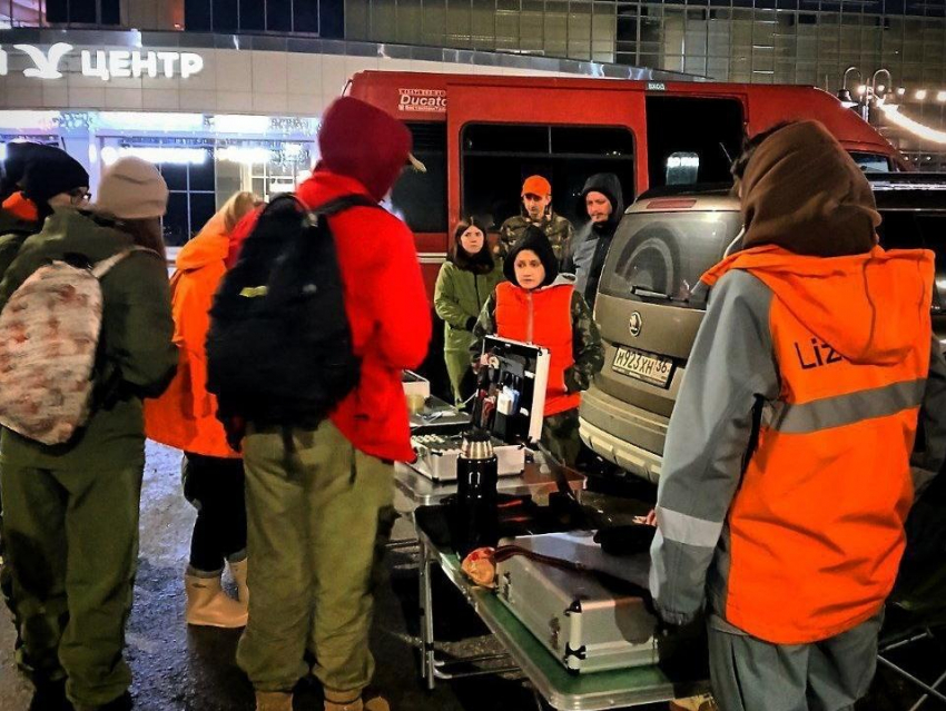 Как 69 добровольцев искали в Воронеже троих детей, решивших погулять подольше