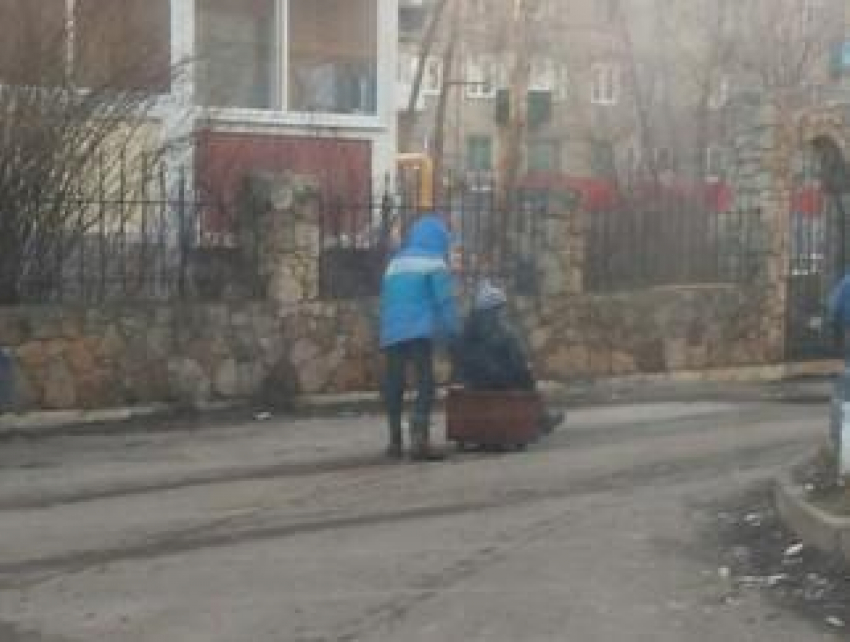 В Воронеже попали на фото мальчишки, проживающие настоящее детство