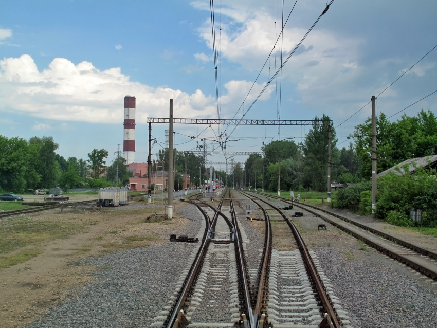 На воронежском перегоне экстренно задержали 6 поездов