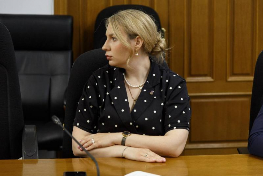 Кристина Малхасян распрощалась со статусом депутата Воронежской облдумы