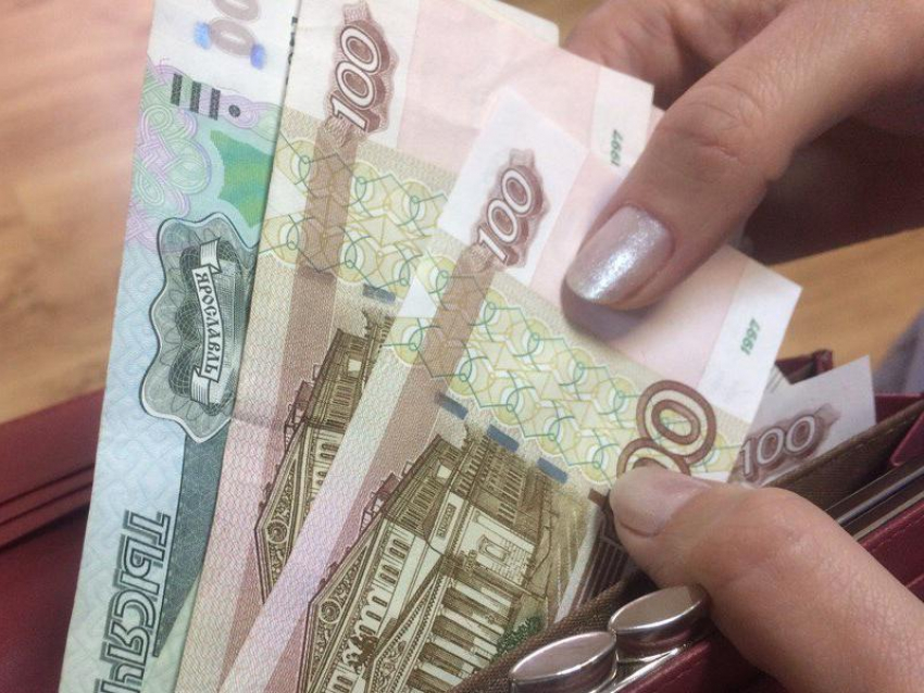 Один звонок из «управляющей компании» лишил жительницу Воронежа почти миллиона рублей