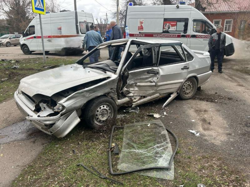Двое раненых и груда жести: подробности об аварии в Борисоглебске рассказало МВД 