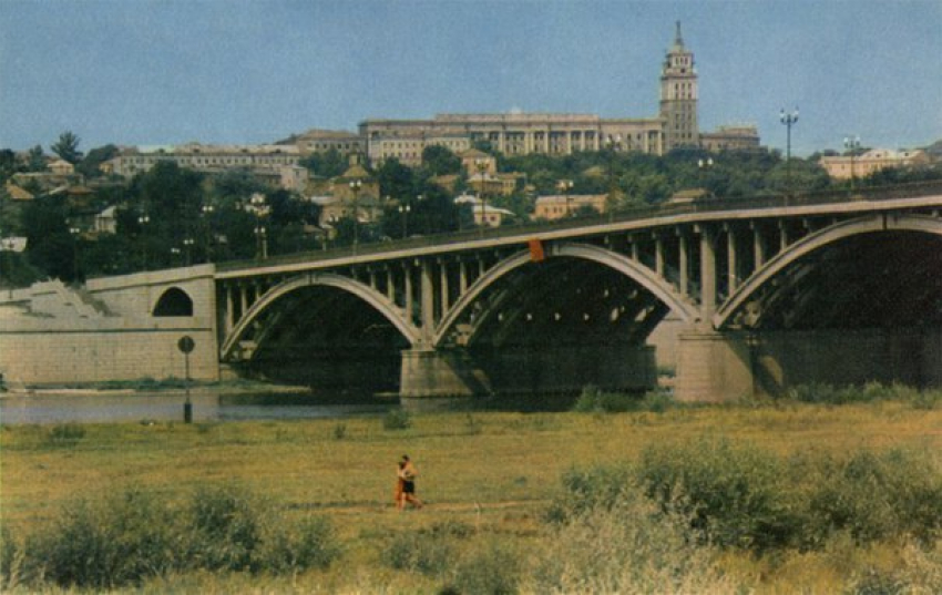 Чернавский мост без водохранилища показали в Воронеже