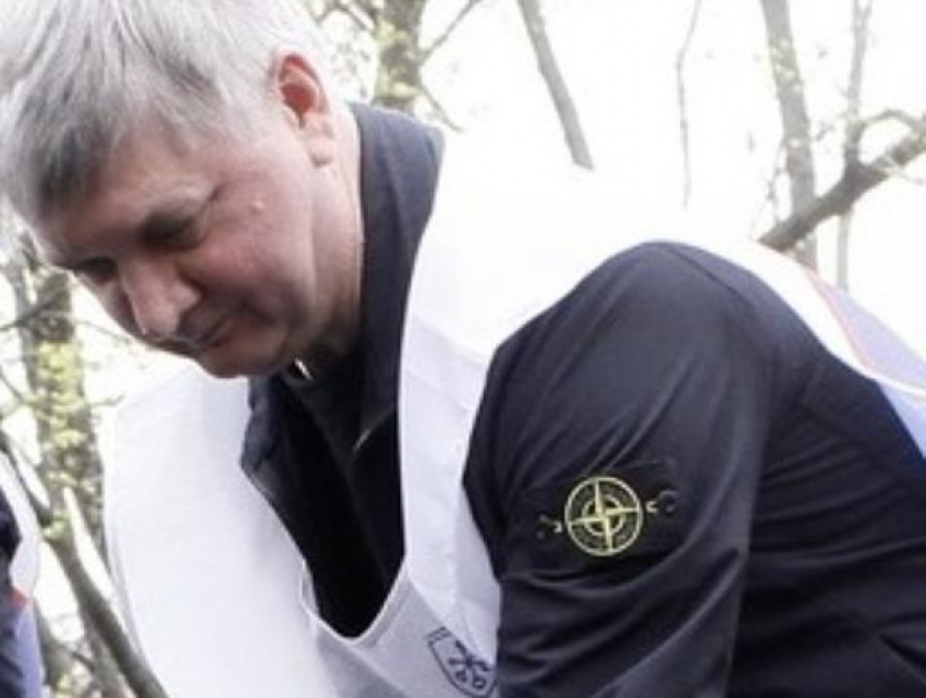 Воронежского губернатора заметили в люксовой куртке футбольных хулиганов