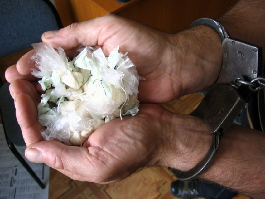 В Воронеже задержали главу наркобанды, которая травила людей героином