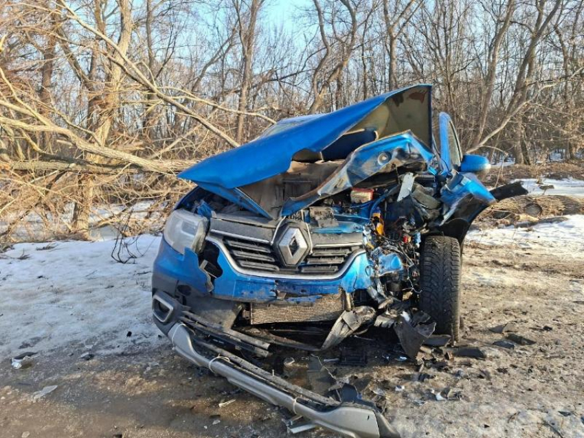 Четверо пострадавших и две машины всмятку: жесткое ДТП в Россошанском районе