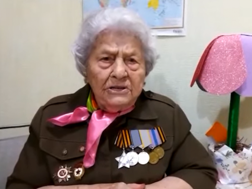 «Железная бабушка», освобождавшая Воронеж 80 лет назад, обратилась к жителям города 