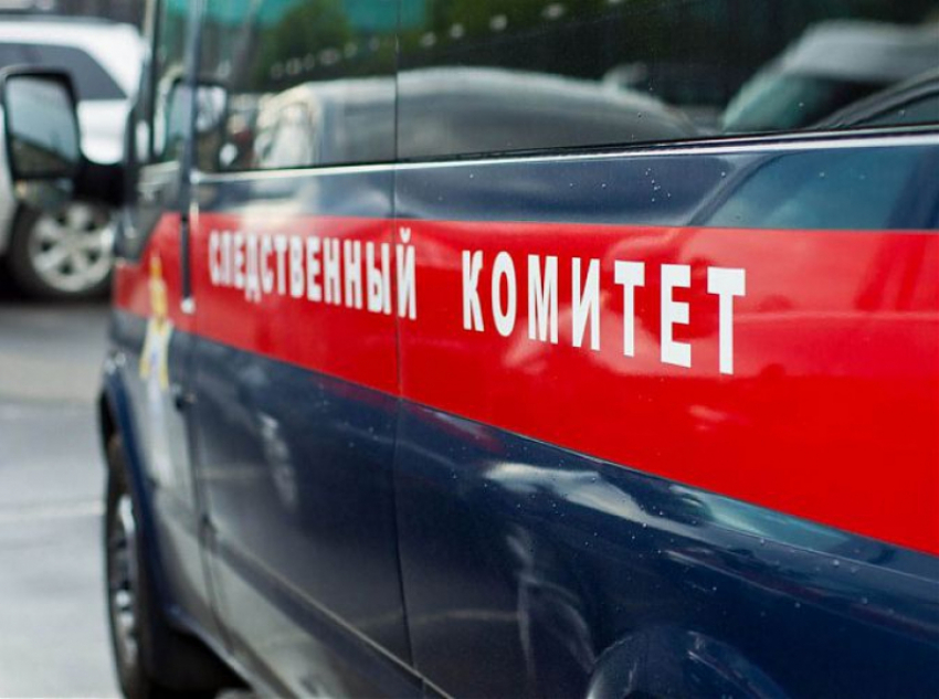 Под Воронежем бытовая ссора соседей-пенсионеров закончилась поножовщиной